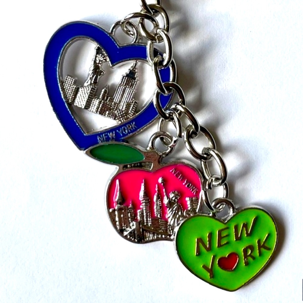 🦚2/$20🦚New York City charm keychain key holder charms. NYC-B
